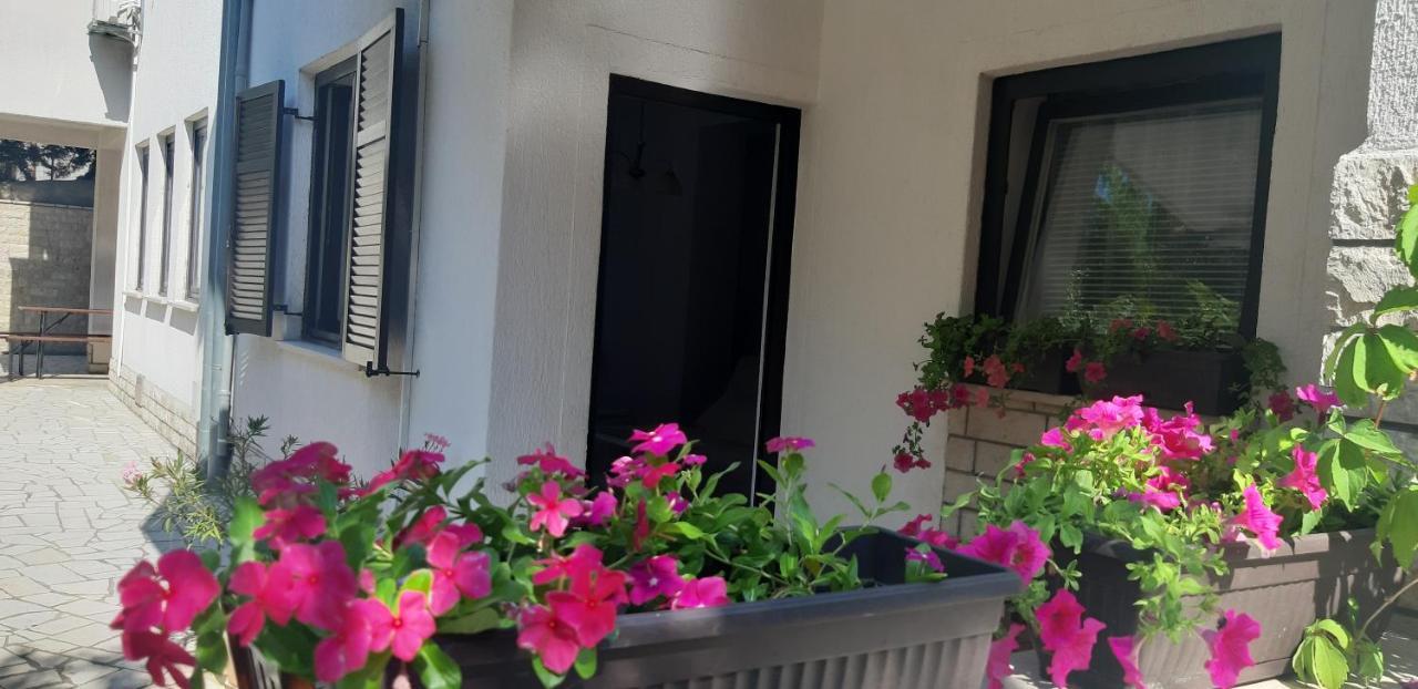 Apartments Ruzica Pula Luaran gambar