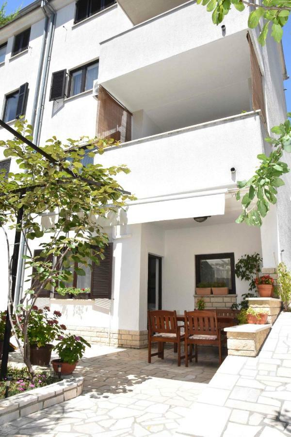 Apartments Ruzica Pula Luaran gambar